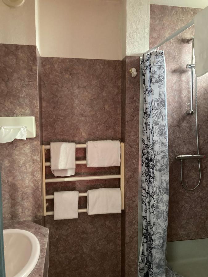 Le Puy-en-Velay Relais Du Val Vert מראה חיצוני תמונה