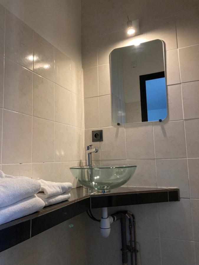 Le Puy-en-Velay Relais Du Val Vert מראה חיצוני תמונה