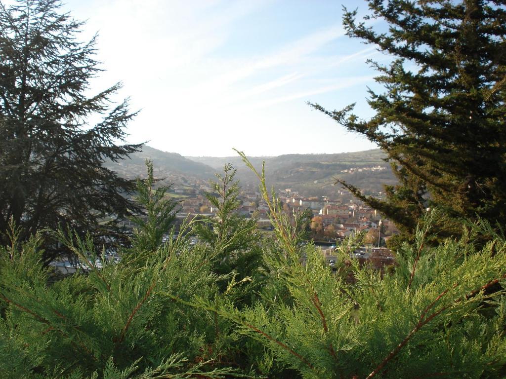 Le Puy-en-Velay Relais Du Val Vert מראה חיצוני תמונה