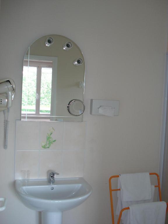 Le Puy-en-Velay Relais Du Val Vert מראה חיצוני תמונה