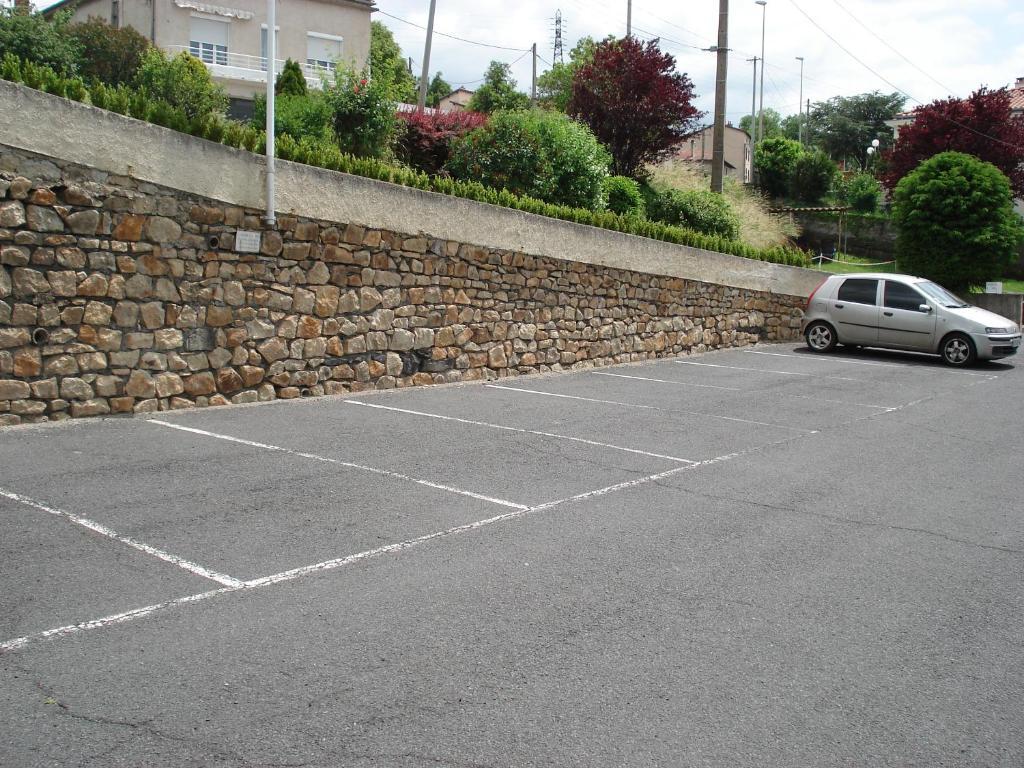 Le Puy-en-Velay Relais Du Val Vert מראה חיצוני תמונה